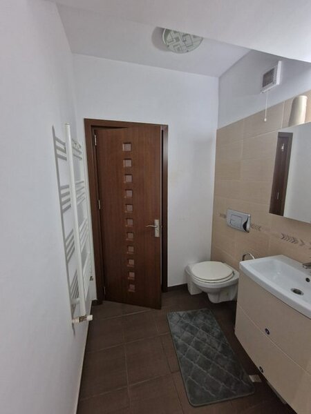 Vitan Mall, 75 mp, parcare subterana,